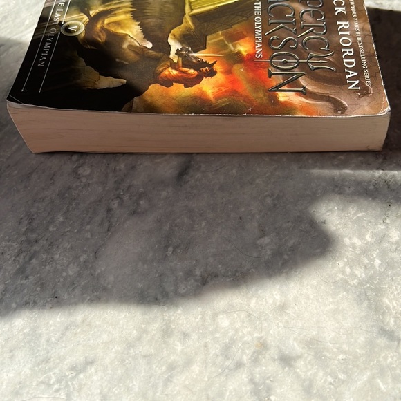 Rick Riordan - Percy Jackson and the Olympians / The Last Olympian - Picture 3 of 3